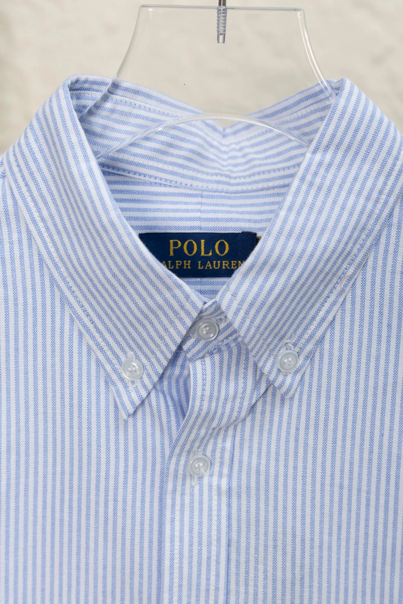 P230 Style number: JZ007 Rah Lauren striped small logo logo embroidered shirt, same style for men and women, complete with three labels, full set of packaging, official website details consistent, original pure cotton Oxford fabric material, ready-to-wear wash, skin-friendly and comfortable, classic and versatile, suitable for business and leisure, collar buttons, differentiated currency, all fabric accessories are original benchmarking, the details and craftsmanship are very good, color: gray blue, size: S M L XL